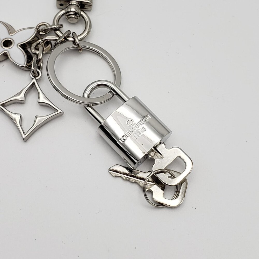 Authentic Louis Vuitton Silver Padlock & Key with Unbranded Metal Bag Keychain - Picture 9 of 9